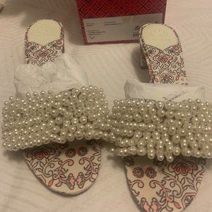 NWT Tory Burch Tatiana Pearl Sandals Size 10